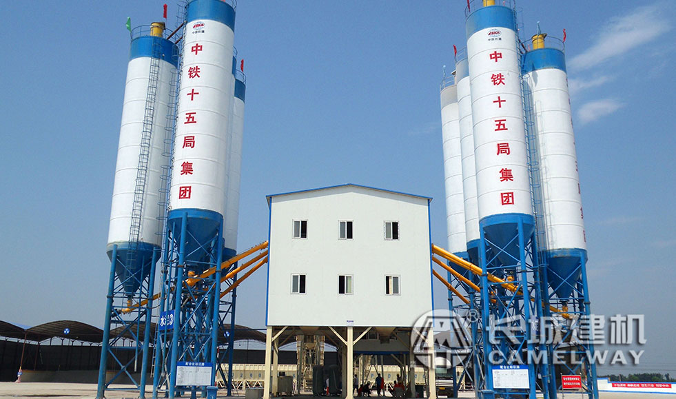 中鐵十五局大西客專項目雙120混凝土攪拌站
