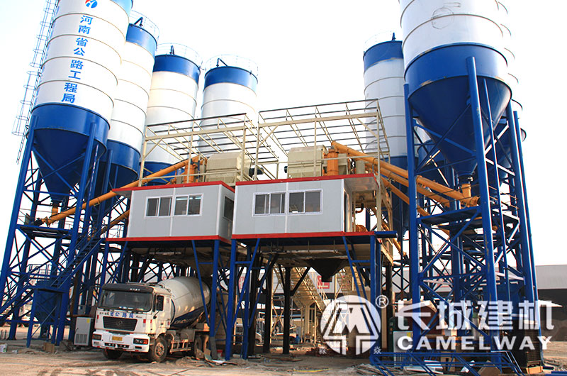 雙hzs120攪拌站現(xiàn)場(chǎng) 雙hzs120攪拌站現(xiàn)場(chǎng)