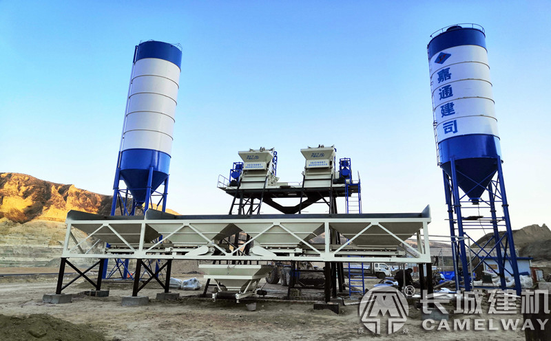 鋼結(jié)構(gòu)式配料機現(xiàn)場圖 鋼結(jié)構(gòu)式配料機現(xiàn)場圖