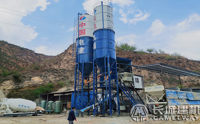 長城建機(jī)提升料斗攪拌站50站 長城建機(jī)提升料斗攪拌站50站